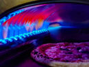 De speciale gas-brander in de HYBRIDE XXL pizzaoven