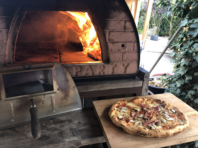 Originale70 pizzaoven PIZZAJOLLY® pizzaoven al 15jaar kwaliteit pizzaovens voor thuis in de tuin!