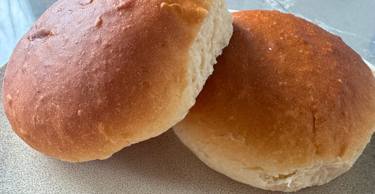 Zachte broodjes recept voor zachte-bollen uit de pizzaoven