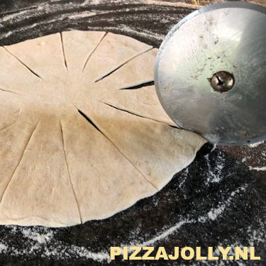 pizza snijden pizzames pizzajolly