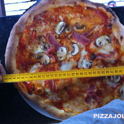 PIZZAJOLLY Pizza Famigila 33cm!