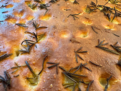 Heerlijke focaccia zo maak je hem zelf ook