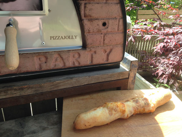 PIZZAROLLY© gebakken in de PIZZAJOLLY pizzaoven